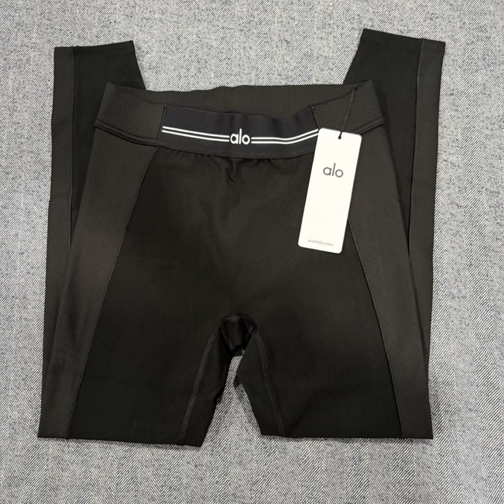 ALO Yoga Leggings